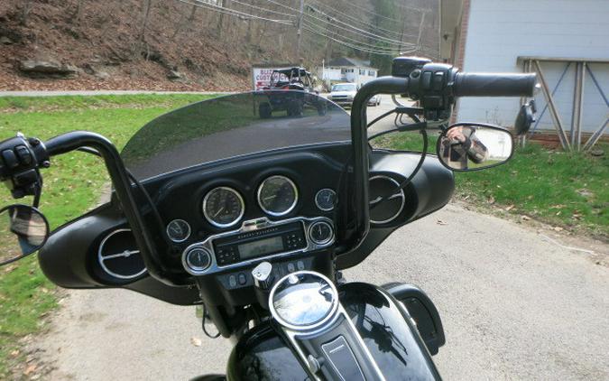 2007 Harley-Davidson® FLHTCU Ultra Classic® Electra Glide®