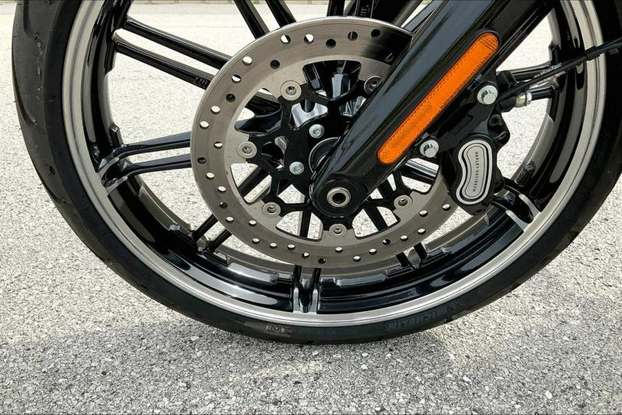 2019 Harley-Davidson® FXBR - Softail® Breakout®