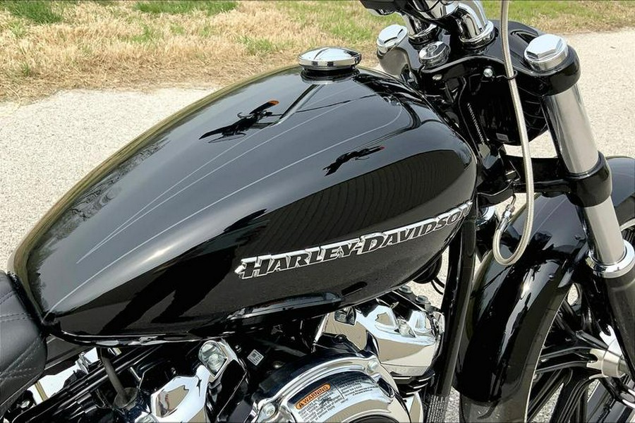 2019 Harley-Davidson® FXBR - Softail® Breakout®