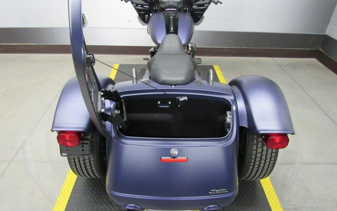 2025 Harley-Davidson® FLTRT - Road Glide® 3