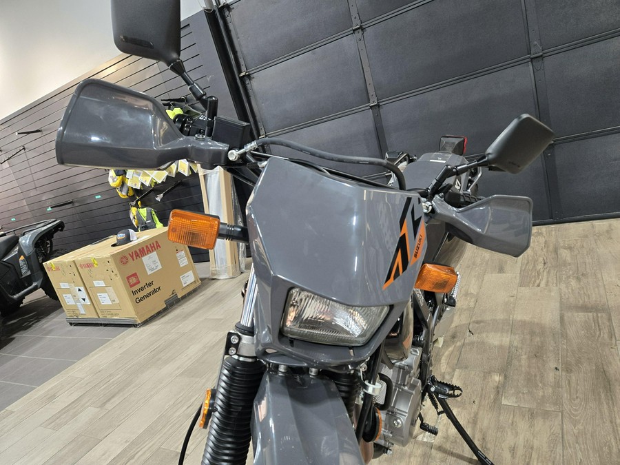 2026 SUZUKI DR650S