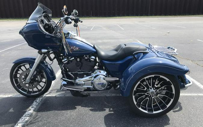 2023 Harley-Davidson® FLTRT - Road Glide® 3