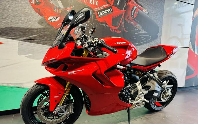 2024 Ducati Supersport 950 S Red
