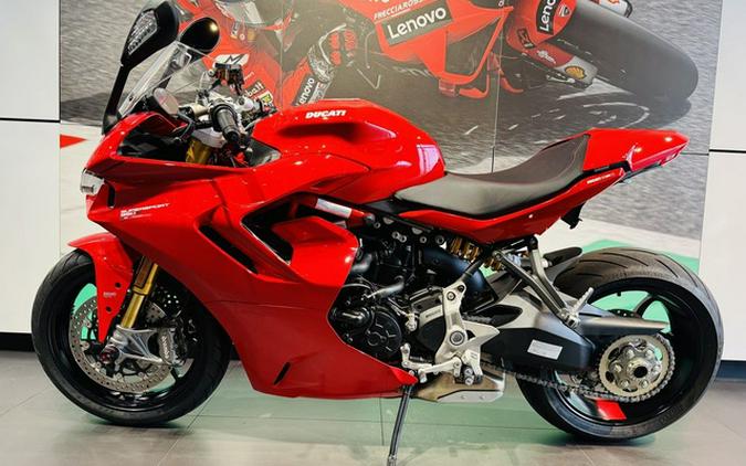 2024 Ducati Supersport 950 S Red
