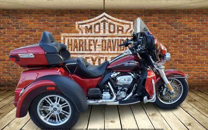 2018 Harley-Davidson® Tri Glide® Ultra