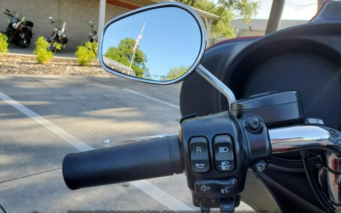 2018 Harley-Davidson® Tri Glide® Ultra