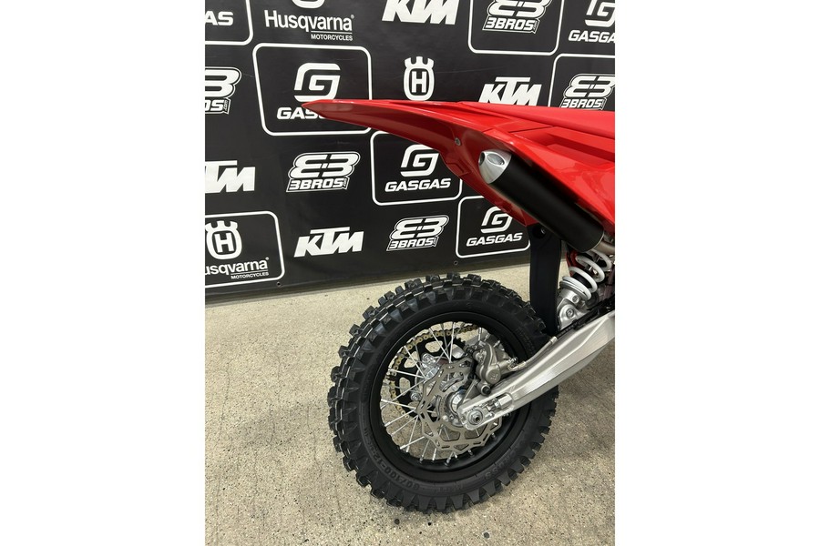 2027 MC 65 - GASGAS
