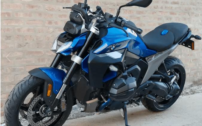 2026 BMW R 1300 R