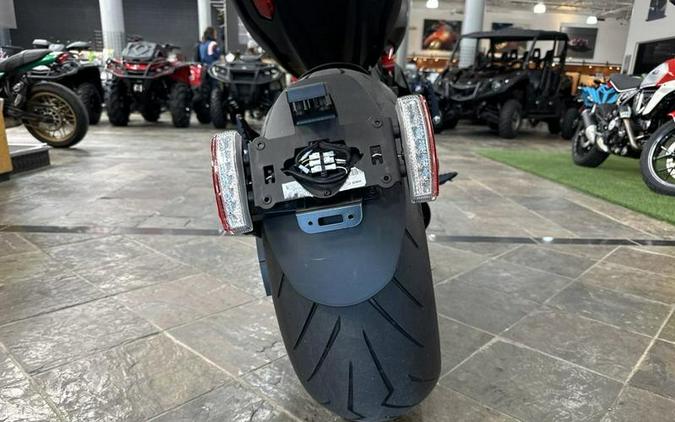 2022 Ducati Diavel 1260 S Total Black