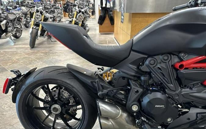 2022 Ducati Diavel 1260 S Total Black