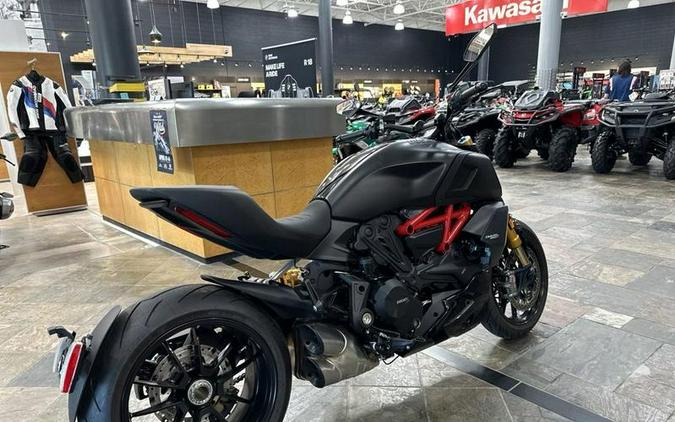 2022 Ducati Diavel 1260 S Total Black