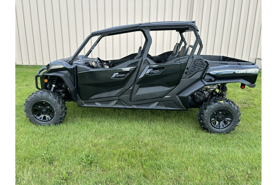 2024 Can-Am SSV COM MAX XT 64 1000R BK 24 XT 1000R