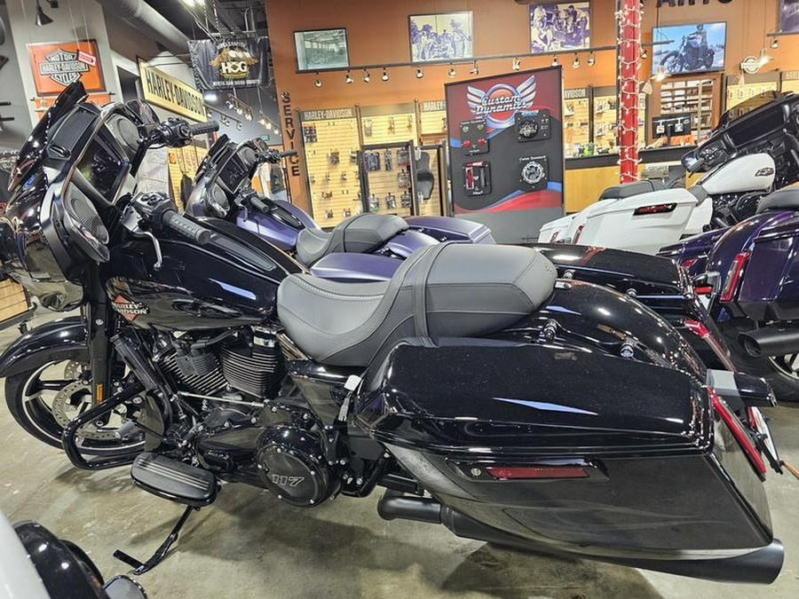 2025 Harley-Davidson® FLHX - Street Glide®