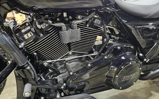 2025 Harley-Davidson® FLHX - Street Glide®