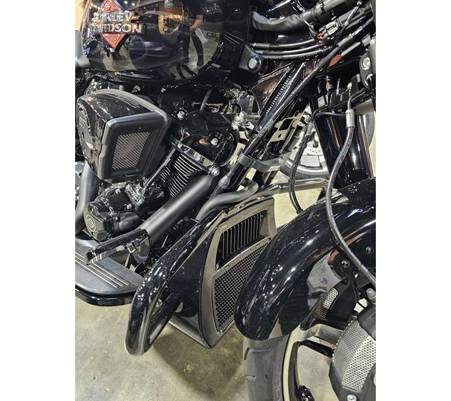 2025 Harley-Davidson® FLHX - Street Glide®