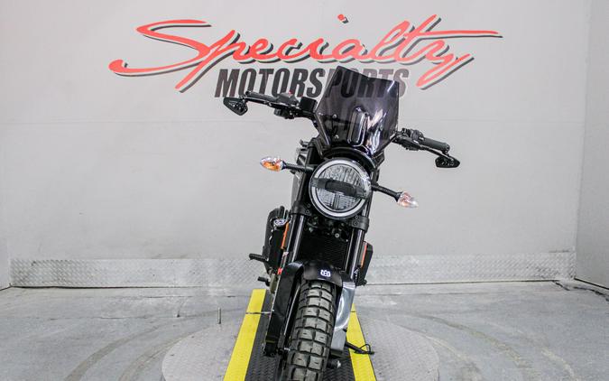 2022 Husqvarna Svartpilen 401