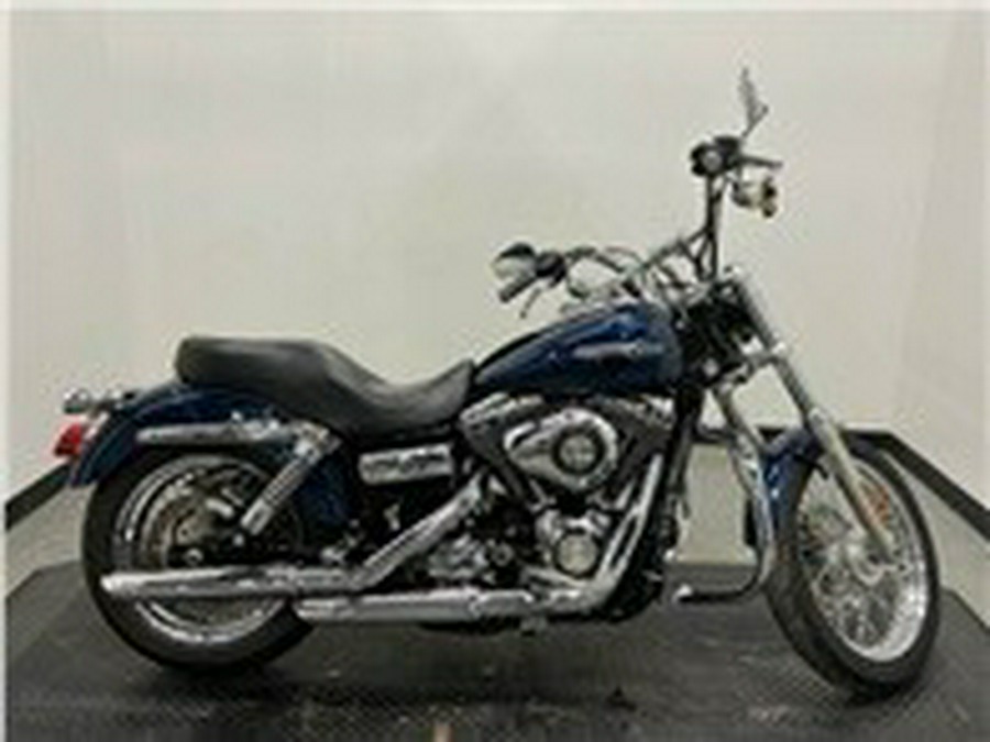 2013 Harley-Davidson Super Glide Custom BIG BLUE PEARL W/ PINSTRIPE