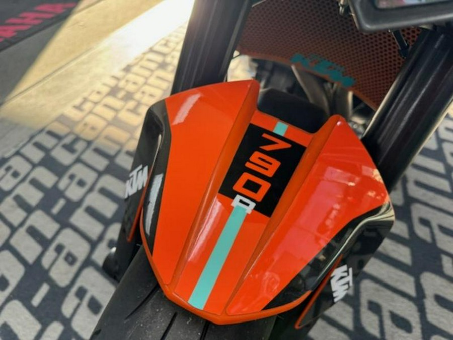 2019 KTM 790 Duke