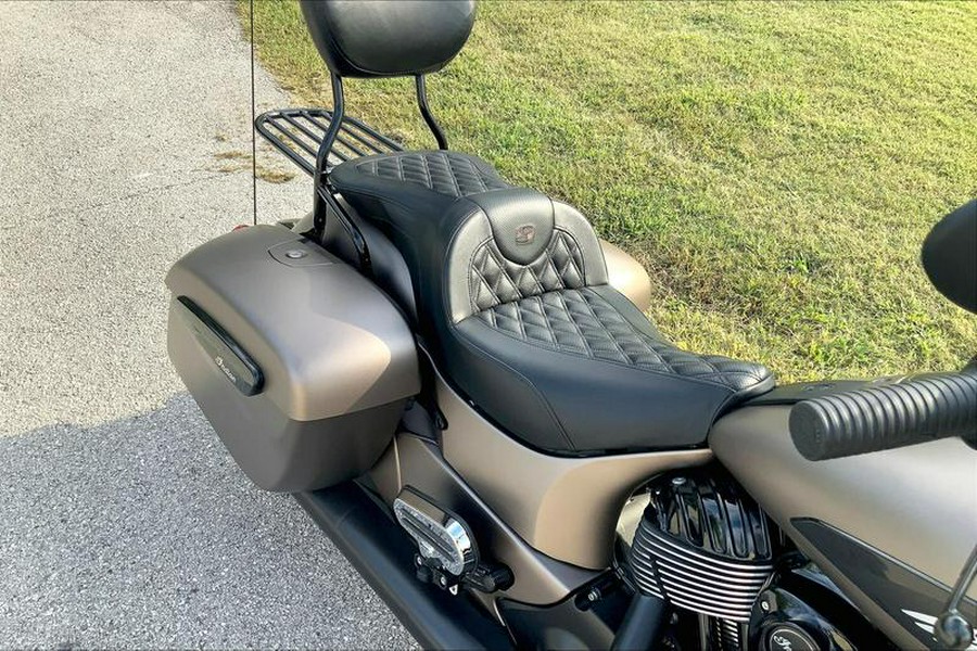 2019 Indian Motorcycle® Chieftain Dark Horse® Bronze Smoke