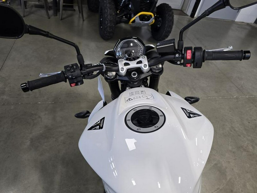 2025 Triumph Street Triple 765 R Pure White
