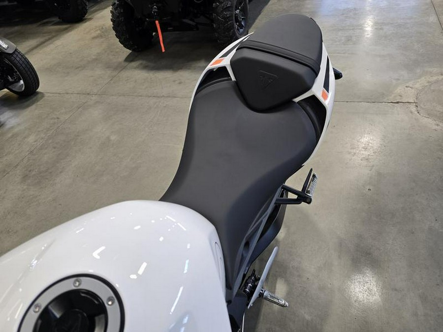 2025 Triumph Street Triple 765 R Pure White