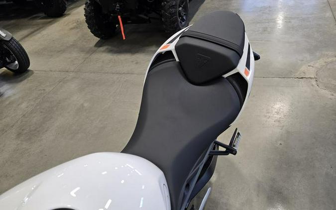 2025 Triumph Street Triple 765 R Pure White