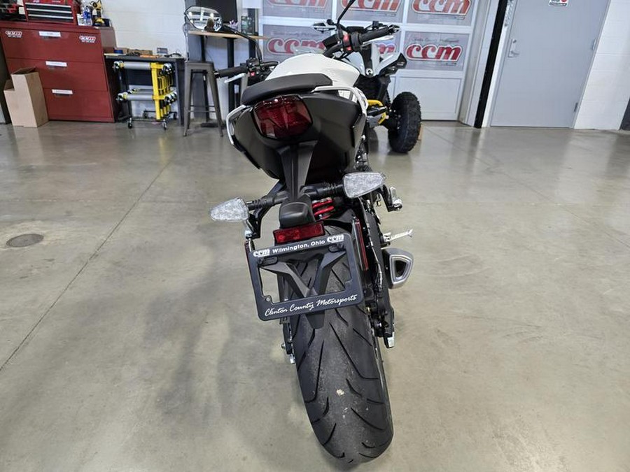 2025 Triumph Street Triple 765 R Pure White