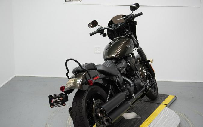 2020 Harley-Davidson® Street Bob® River Rock Gray