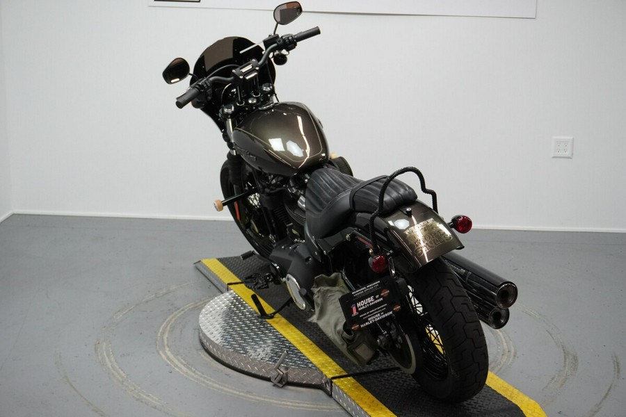 2020 Harley-Davidson® Street Bob® River Rock Gray