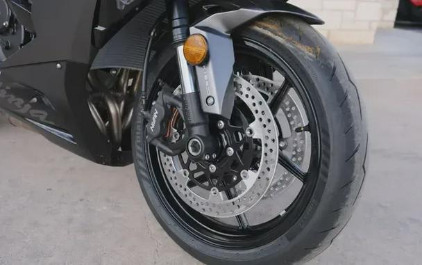 New 2026 KAWASAKI NINJA ZX6R ABS