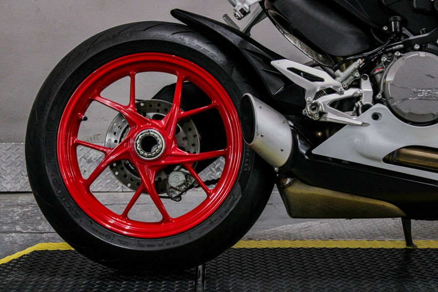 2022 Ducati Panigale V2