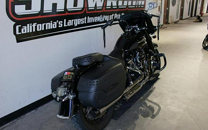 2020 Harley-Davidson® FLHCS - Heritage Classic 114