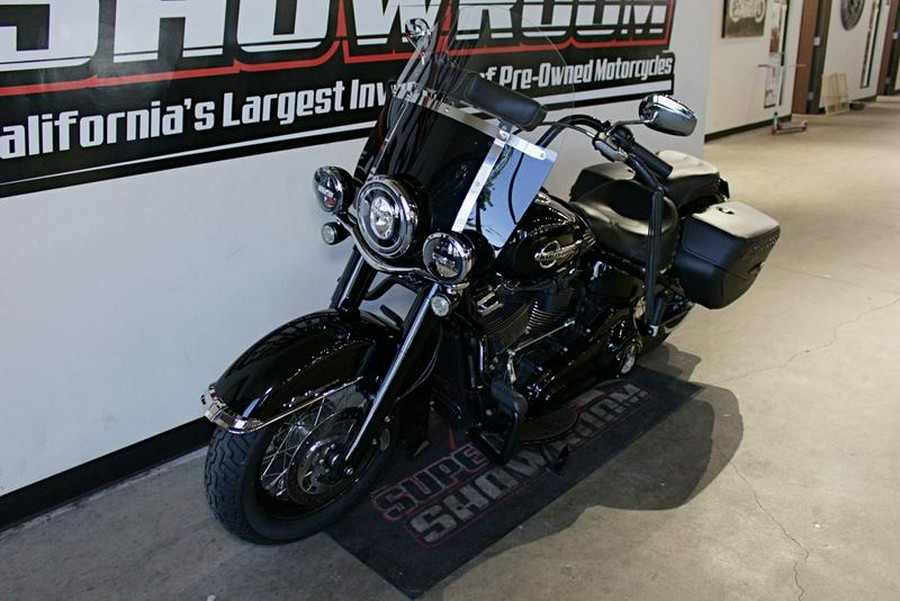 2020 Harley-Davidson® FLHCS - Heritage Classic 114