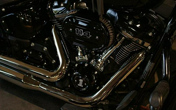 2020 Harley-Davidson® FLHCS - Heritage Classic 114