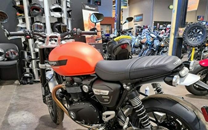 2023 Triumph Speed Twin 1200 Matte Baja Orange