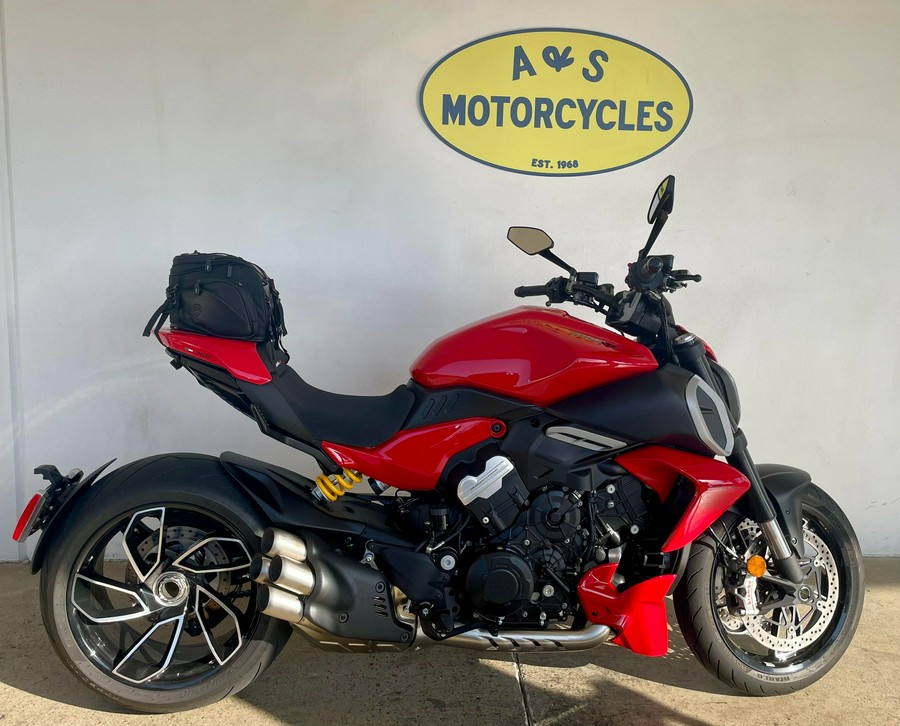 2024 Ducati DIAVEL V4