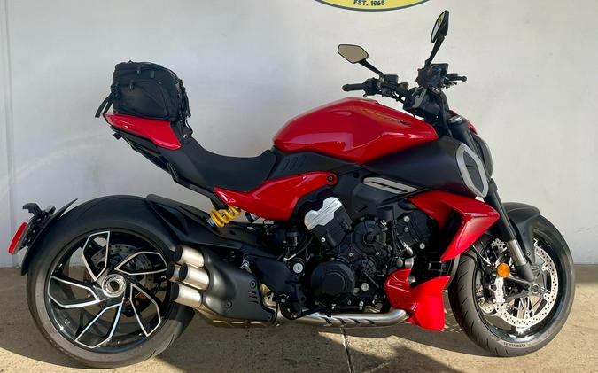 2024 Ducati DIAVEL V4