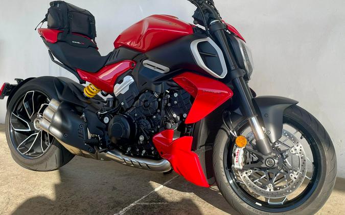 2024 Ducati DIAVEL V4