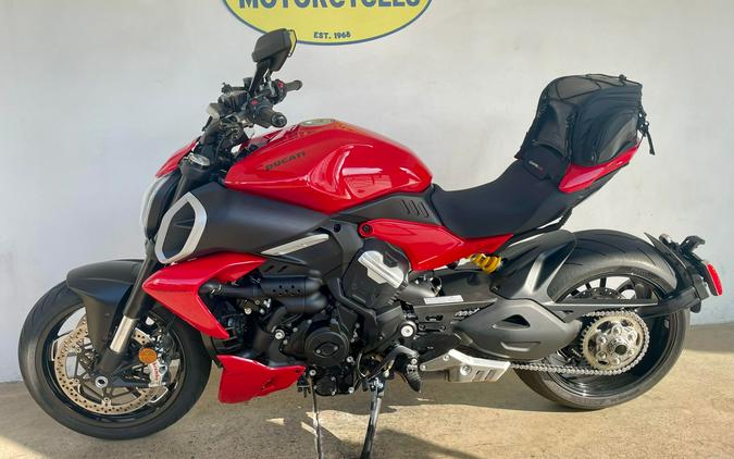 2024 Ducati DIAVEL V4