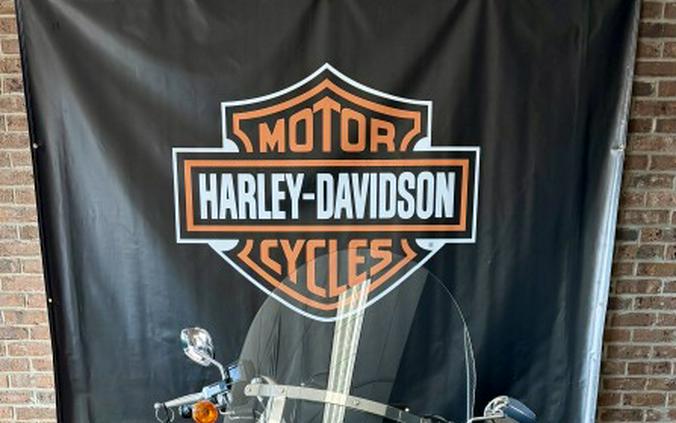 2016 Harley-Davidson Switchback