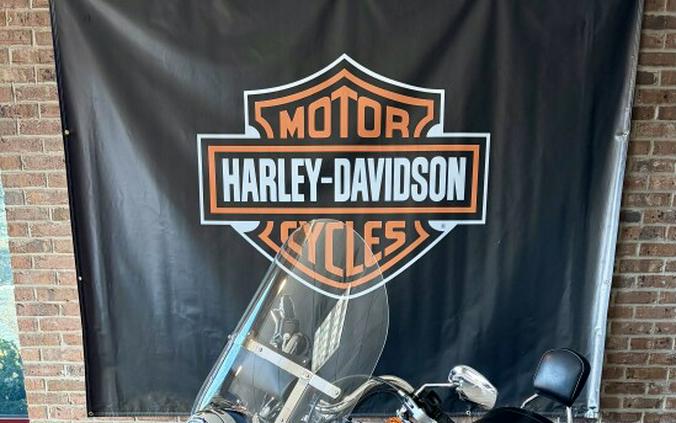 2016 Harley-Davidson Switchback