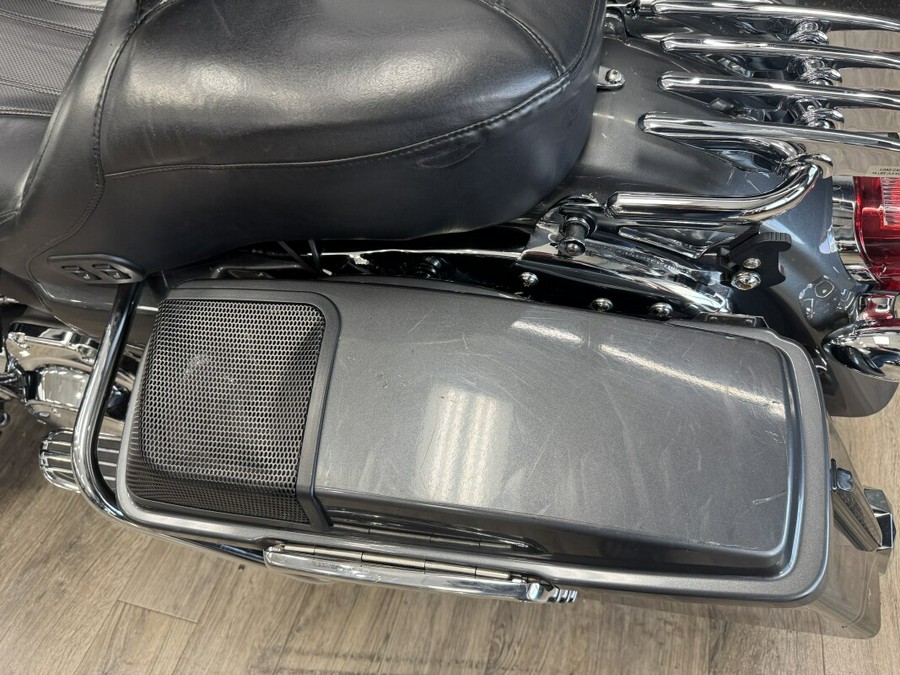 2011 Harley-Davidson® CVO™ Road Glide® Ultra