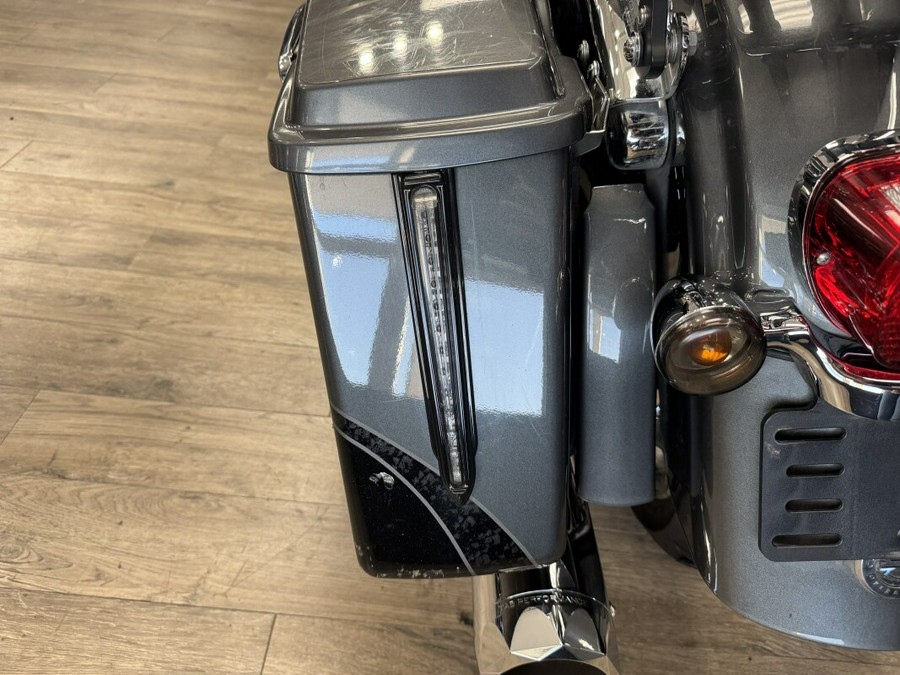 2011 Harley-Davidson® CVO™ Road Glide® Ultra