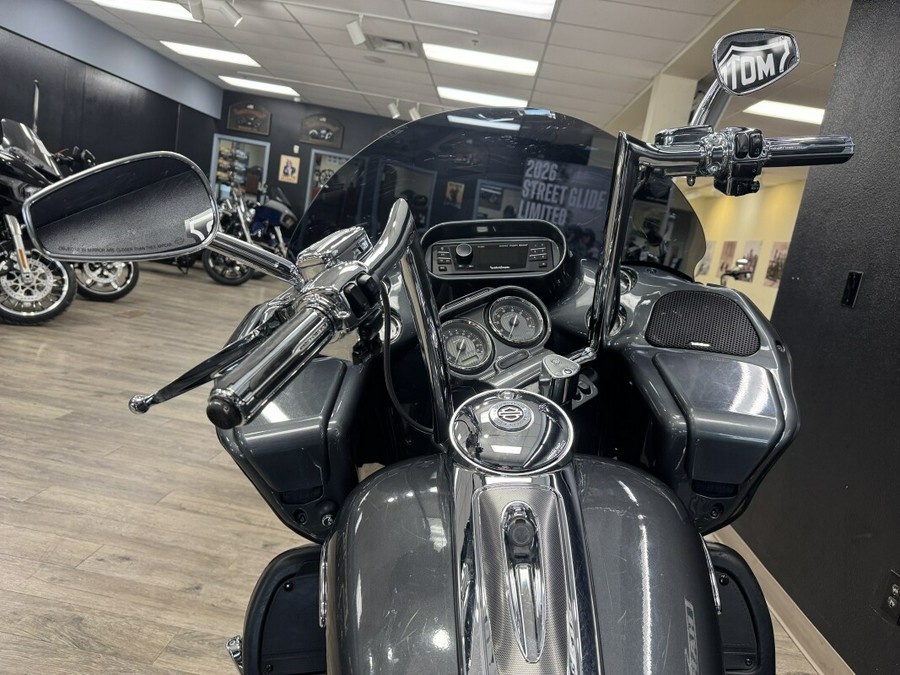 2011 Harley-Davidson® CVO™ Road Glide® Ultra