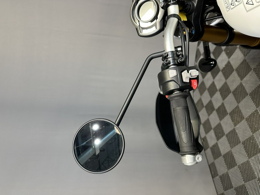 2026 TRIUMPH SCRAMBLER 1200 XE