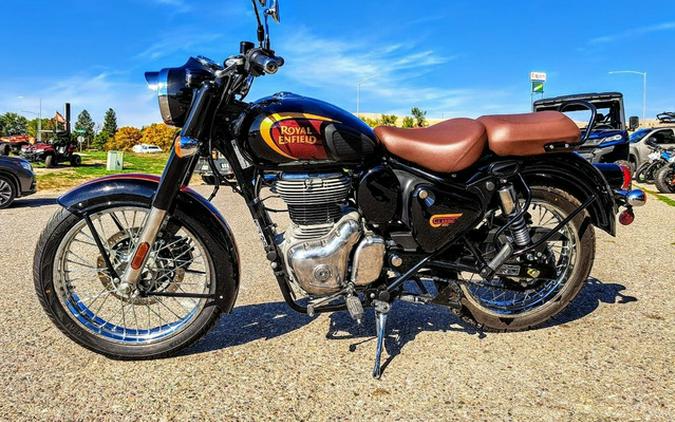 2022 Royal Enfield Classic 350 Review (17 Fast Facts)