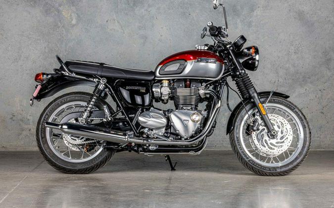 2023 Triumph Bonneville T120 Cordovan Red Silver Ice