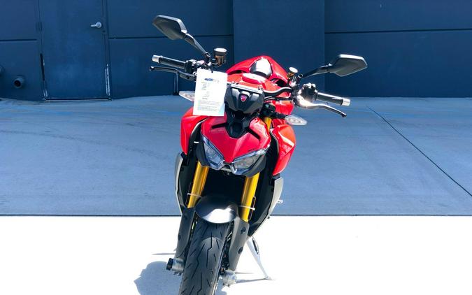 2026 Ducati STREETFIGHTER V2 S 896