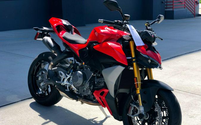 2026 Ducati STREETFIGHTER V2 S 896