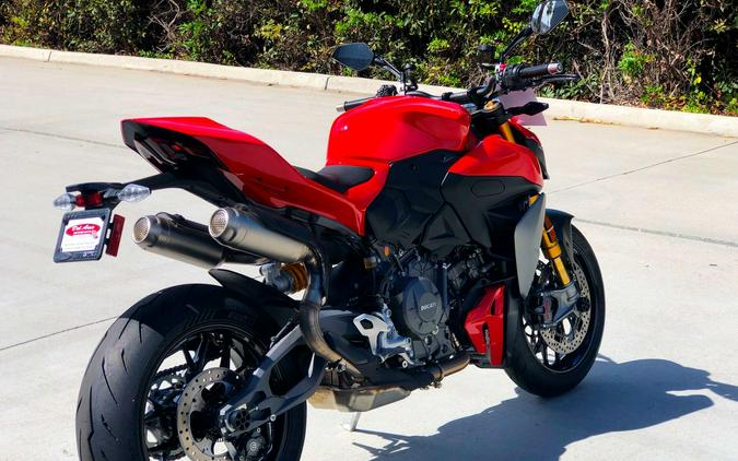 2026 Ducati STREETFIGHTER V2 S 896
